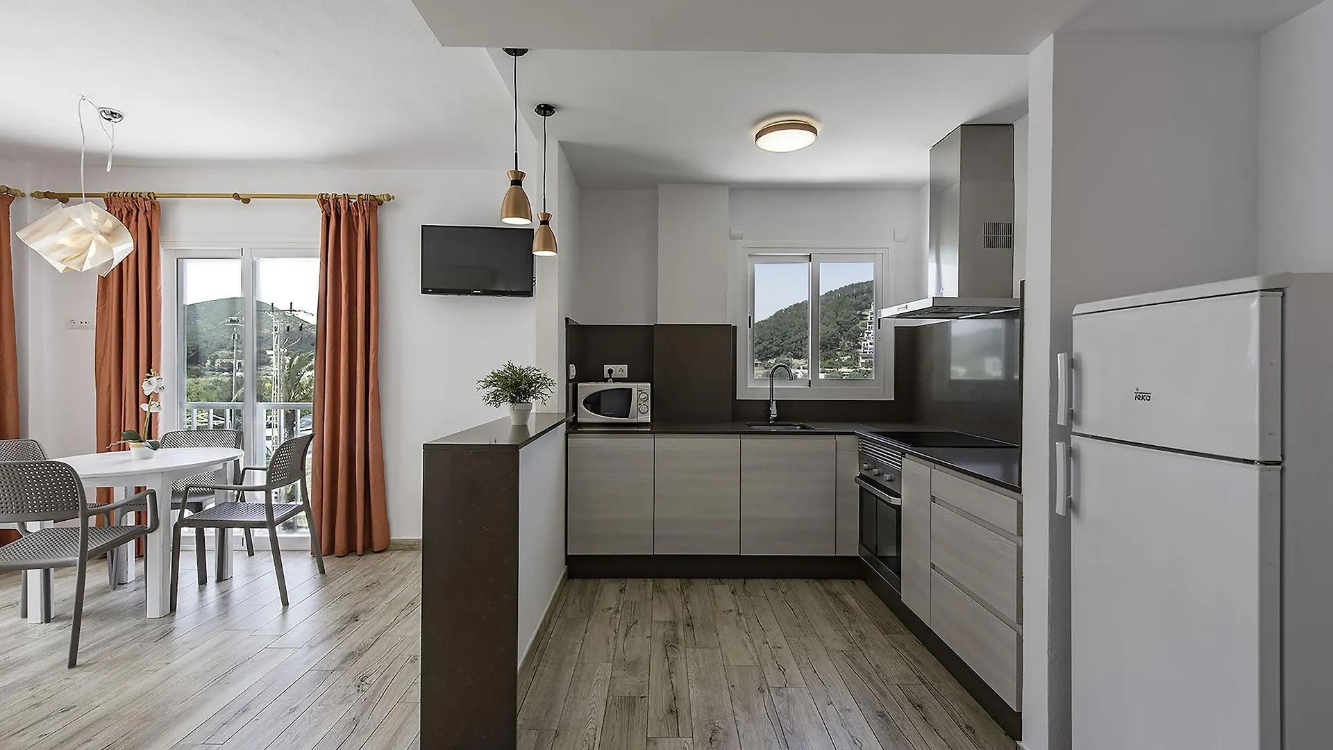 Oasis Sa Tanca Apartamentos Cala Llonga  Appartamento